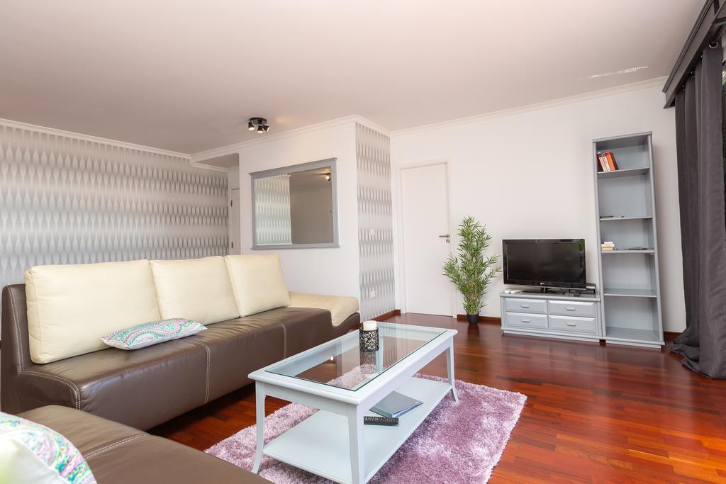Casa Dos Avos By Rent2U, Lda Apartment Фуншал Екстериор снимка